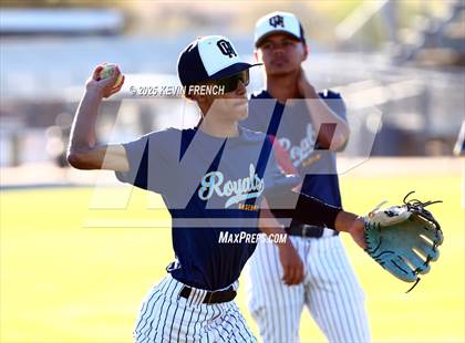 Thumbnail 3 in Quartz Hill vs. New Trier (Coach Bob Invitational) photogallery.