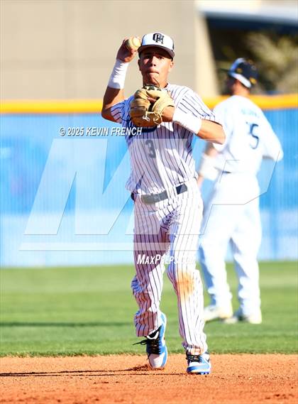 Thumbnail 3 in Quartz Hill vs. New Trier (Coach Bob Invitational) photogallery.