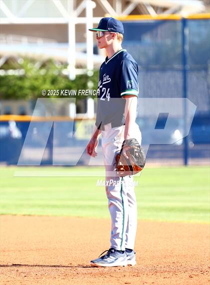 Thumbnail 3 in Quartz Hill vs. New Trier (Coach Bob Invitational) photogallery.