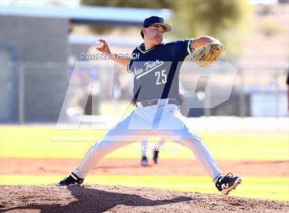 Thumbnail 3 in Quartz Hill vs. New Trier (Coach Bob Invitational) photogallery.