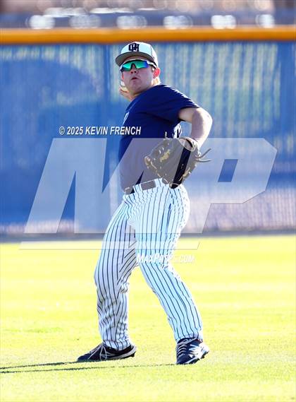 Thumbnail 3 in Quartz Hill vs. New Trier (Coach Bob Invitational) photogallery.