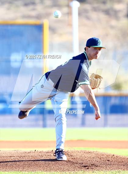 Thumbnail 3 in Quartz Hill vs. New Trier (Coach Bob Invitational) photogallery.