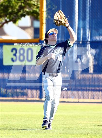 Thumbnail 3 in Quartz Hill vs. New Trier (Coach Bob Invitational) photogallery.