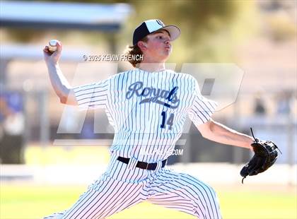 Thumbnail 3 in Quartz Hill vs. New Trier (Coach Bob Invitational) photogallery.
