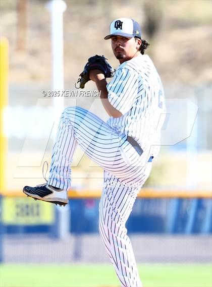 Thumbnail 3 in Quartz Hill vs. New Trier (Coach Bob Invitational) photogallery.