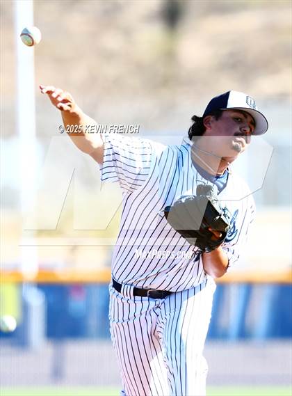 Thumbnail 1 in Quartz Hill vs. New Trier (Coach Bob Invitational) photogallery.