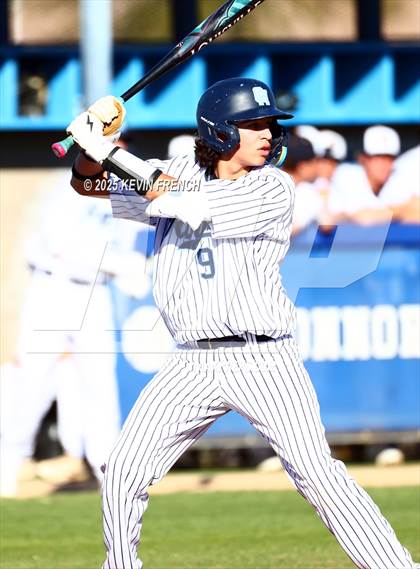 Thumbnail 2 in Quartz Hill vs. New Trier (Coach Bob Invitational) photogallery.