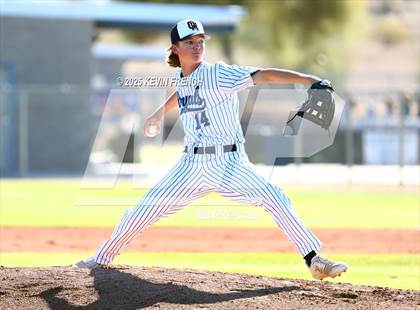 Thumbnail 3 in Quartz Hill vs. New Trier (Coach Bob Invitational) photogallery.