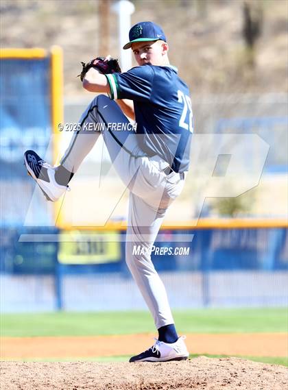Thumbnail 1 in Quartz Hill vs. New Trier (Coach Bob Invitational) photogallery.