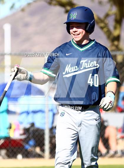Thumbnail 2 in Quartz Hill vs. New Trier (Coach Bob Invitational) photogallery.