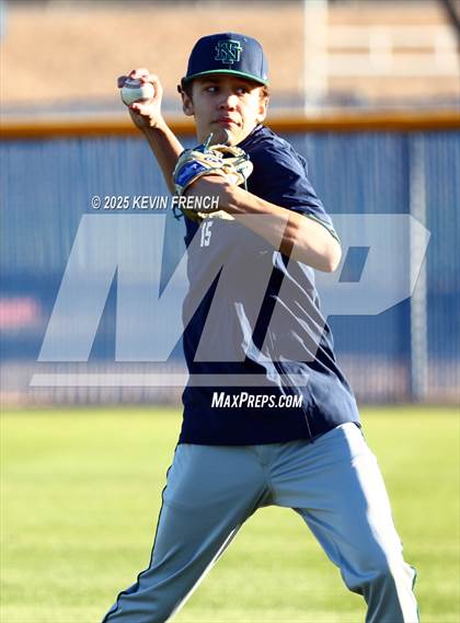 Thumbnail 3 in Quartz Hill vs. New Trier (Coach Bob Invitational) photogallery.