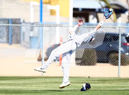 Thumbnail 1 in Quartz Hill vs. New Trier (Coach Bob Invitational) photogallery.