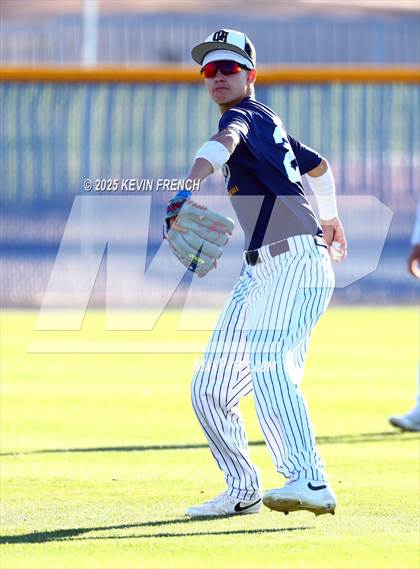Thumbnail 1 in Quartz Hill vs. New Trier (Coach Bob Invitational) photogallery.