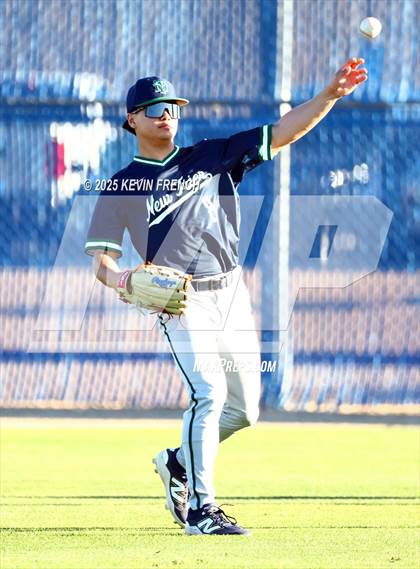Thumbnail 3 in Quartz Hill vs. New Trier (Coach Bob Invitational) photogallery.