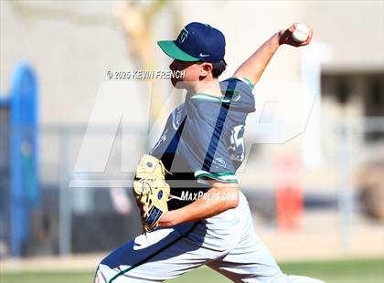 Thumbnail 3 in Quartz Hill vs. New Trier (Coach Bob Invitational) photogallery.
