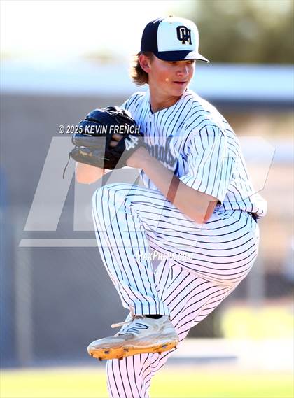 Thumbnail 3 in Quartz Hill vs. New Trier (Coach Bob Invitational) photogallery.