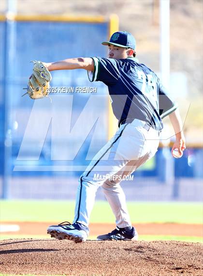 Thumbnail 3 in Quartz Hill vs. New Trier (Coach Bob Invitational) photogallery.