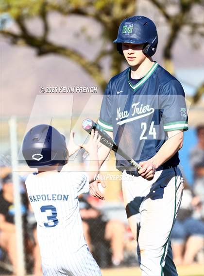 Thumbnail 2 in Quartz Hill vs. New Trier (Coach Bob Invitational) photogallery.