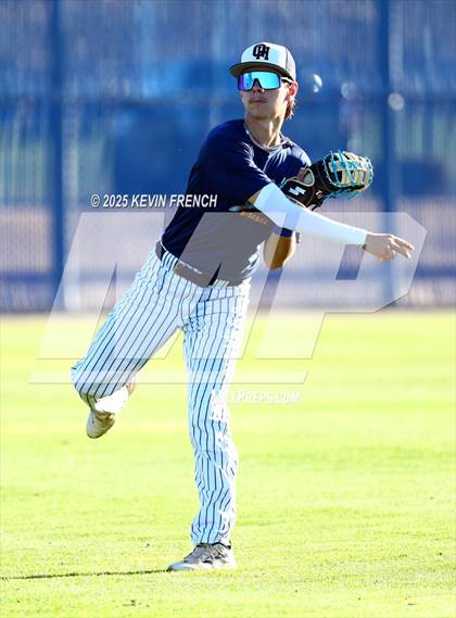 Thumbnail 3 in Quartz Hill vs. New Trier (Coach Bob Invitational) photogallery.
