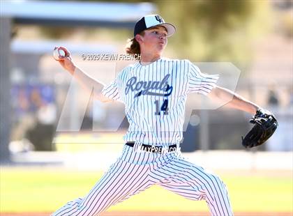 Thumbnail 2 in Quartz Hill vs. New Trier (Coach Bob Invitational) photogallery.