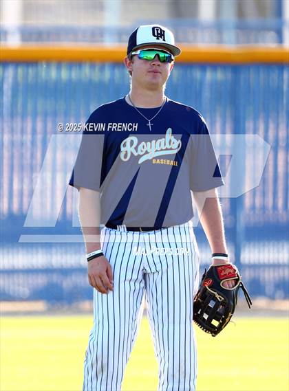 Thumbnail 1 in Quartz Hill vs. New Trier (Coach Bob Invitational) photogallery.