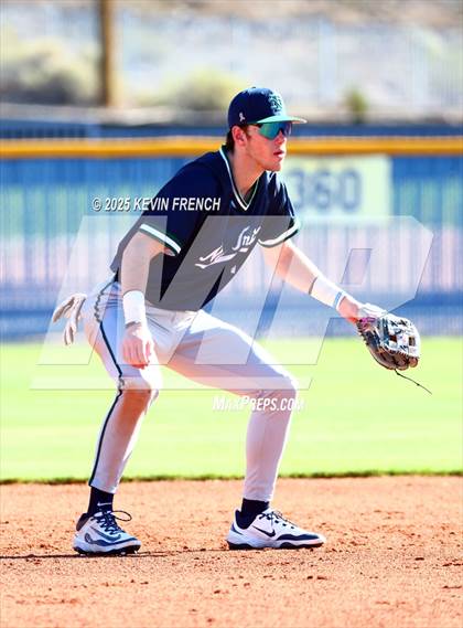 Thumbnail 3 in Quartz Hill vs. New Trier (Coach Bob Invitational) photogallery.