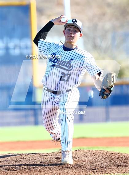 Thumbnail 1 in Quartz Hill vs. New Trier (Coach Bob Invitational) photogallery.