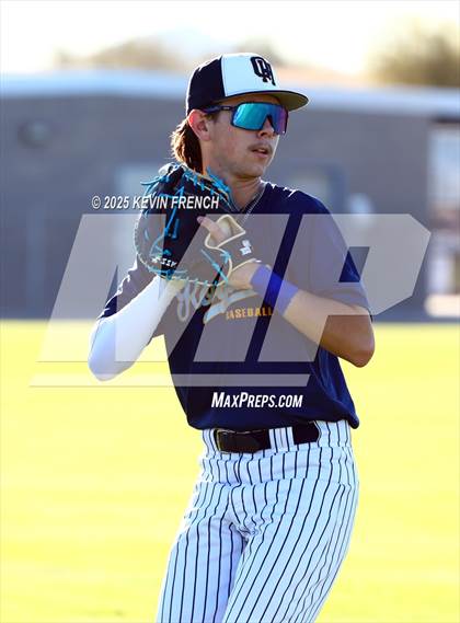 Thumbnail 2 in Quartz Hill vs. New Trier (Coach Bob Invitational) photogallery.