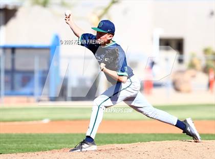 Thumbnail 2 in Quartz Hill vs. New Trier (Coach Bob Invitational) photogallery.
