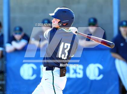 Thumbnail 1 in Quartz Hill vs. New Trier (Coach Bob Invitational) photogallery.