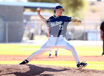 Thumbnail 1 in Quartz Hill vs. New Trier (Coach Bob Invitational) photogallery.