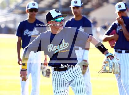 Thumbnail 3 in Quartz Hill vs. New Trier (Coach Bob Invitational) photogallery.