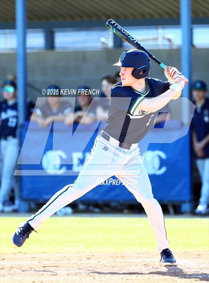 Thumbnail 1 in Quartz Hill vs. New Trier (Coach Bob Invitational) photogallery.