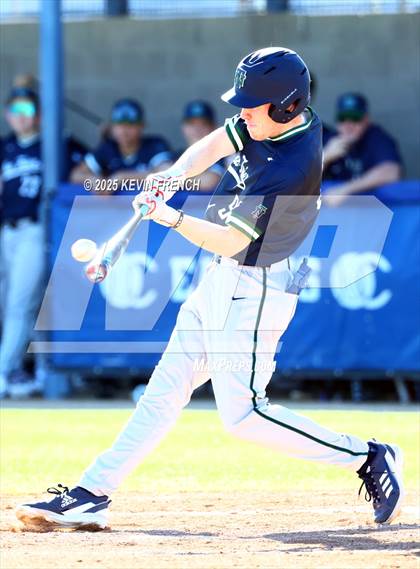 Thumbnail 2 in Quartz Hill vs. New Trier (Coach Bob Invitational) photogallery.