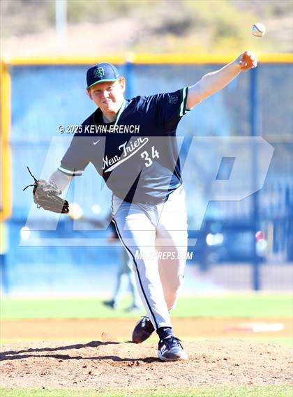 Thumbnail 3 in Quartz Hill vs. New Trier (Coach Bob Invitational) photogallery.