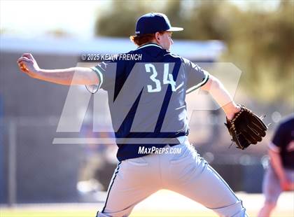 Thumbnail 2 in Quartz Hill vs. New Trier (Coach Bob Invitational) photogallery.