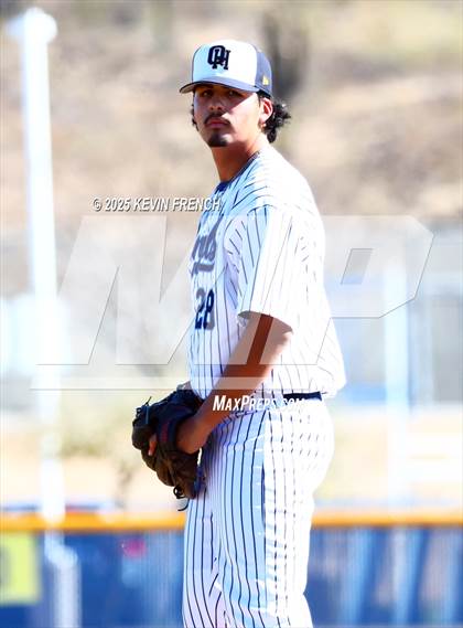 Thumbnail 1 in Quartz Hill vs. New Trier (Coach Bob Invitational) photogallery.