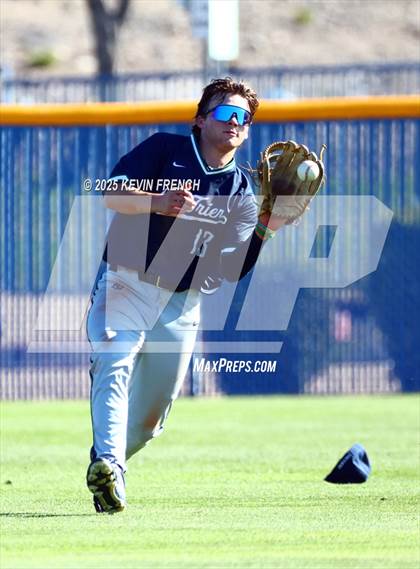 Thumbnail 2 in Quartz Hill vs. New Trier (Coach Bob Invitational) photogallery.