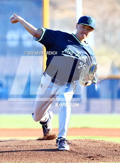 Thumbnail 1 in Quartz Hill vs. New Trier (Coach Bob Invitational) photogallery.