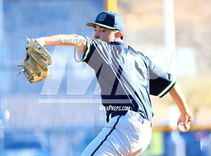 Thumbnail 3 in Quartz Hill vs. New Trier (Coach Bob Invitational) photogallery.