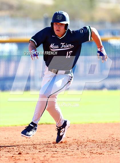 Thumbnail 2 in Quartz Hill vs. New Trier (Coach Bob Invitational) photogallery.