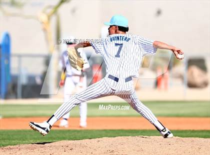 Thumbnail 2 in Quartz Hill vs. New Trier (Coach Bob Invitational) photogallery.