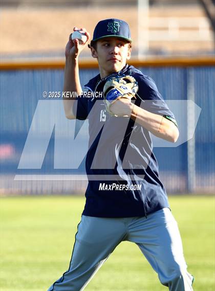 Thumbnail 1 in Quartz Hill vs. New Trier (Coach Bob Invitational) photogallery.