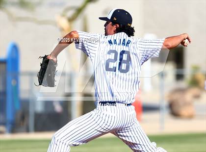 Thumbnail 1 in Quartz Hill vs. New Trier (Coach Bob Invitational) photogallery.