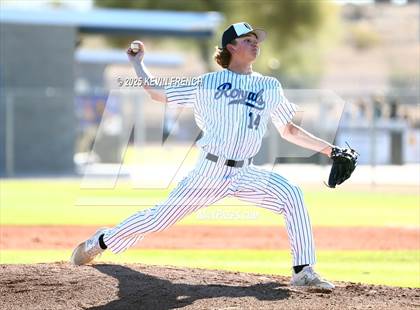 Thumbnail 2 in Quartz Hill vs. New Trier (Coach Bob Invitational) photogallery.
