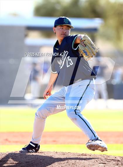 Thumbnail 1 in Quartz Hill vs. New Trier (Coach Bob Invitational) photogallery.