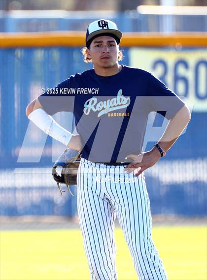 Thumbnail 2 in Quartz Hill vs. New Trier (Coach Bob Invitational) photogallery.