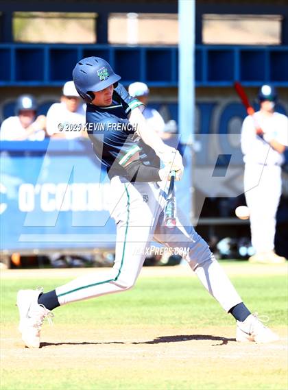 Thumbnail 2 in Quartz Hill vs. New Trier (Coach Bob Invitational) photogallery.