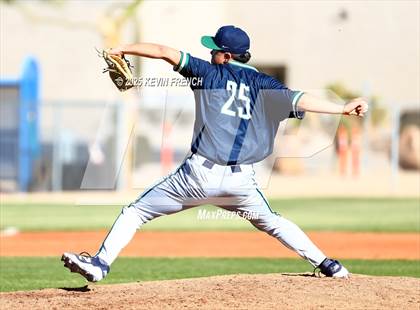 Thumbnail 2 in Quartz Hill vs. New Trier (Coach Bob Invitational) photogallery.