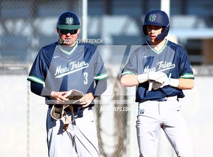 Thumbnail 1 in Quartz Hill vs. New Trier (Coach Bob Invitational) photogallery.